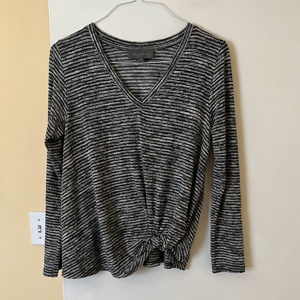 SUNDAY IN BROOKLYN blouse - size M - Anthropologie - EUC